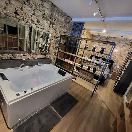 Апартаменты Le 79 Balneo Loft Deco Authentique Centre Climatisation Сет Экстерьер фото